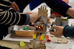 EXPNUM28-LEDROBOT-05MAR2023-03_web